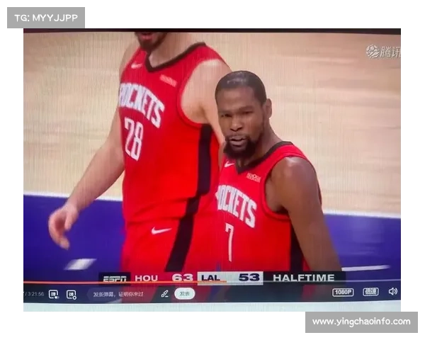 NBA圣诞大战成球迷节日,备红牛泡面观赛成标配 NBA圣诞大战成球迷节日,备红牛泡面观赛成标配